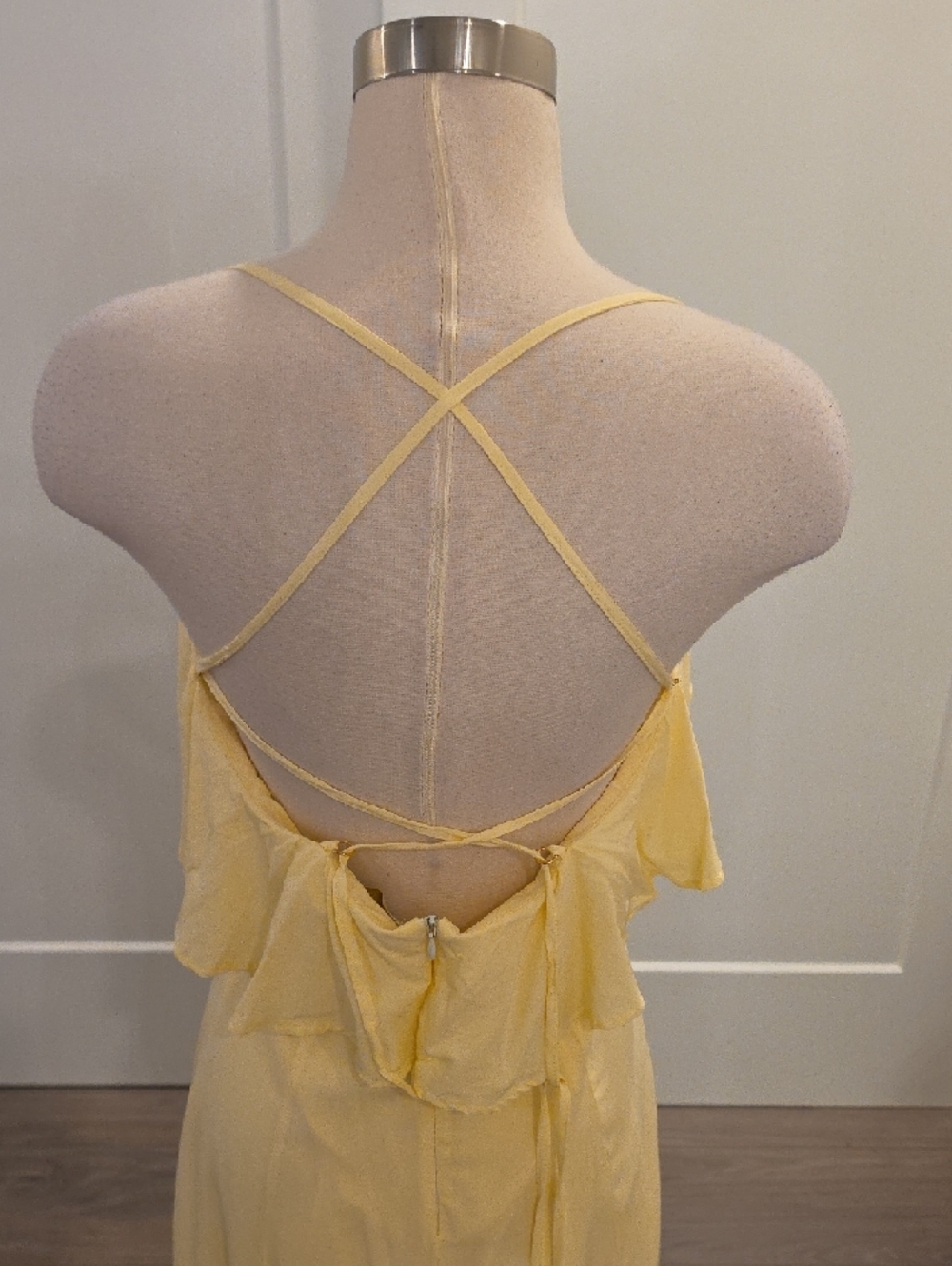Boamar Soft Yellow Maxi Dress with ruffle layer, criss cross back size S  NWTS - Picture 7 of 10